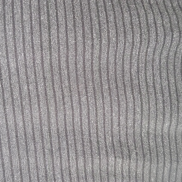 COLUMBIA Men's Black and Gray Striped Pullover Shirt Large - Picture 4 of 9